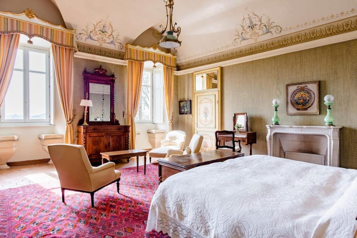 Bed and Breakfast Castello Di Coazzolo Neive Zimmer foto