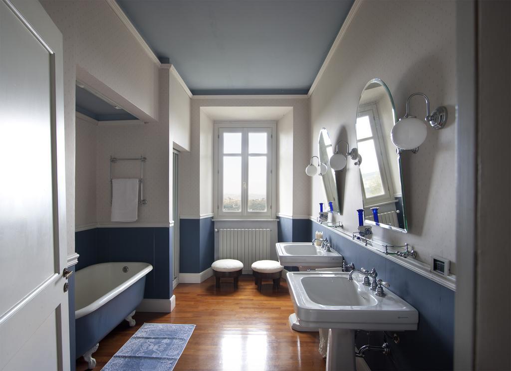 Bed and Breakfast Castello Di Coazzolo Neive Zimmer foto